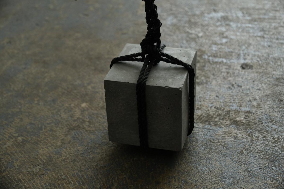 モルタル関守石｜大