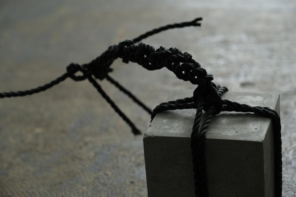 モルタル関守石｜大