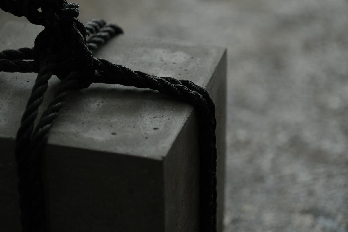 モルタル関守石｜大