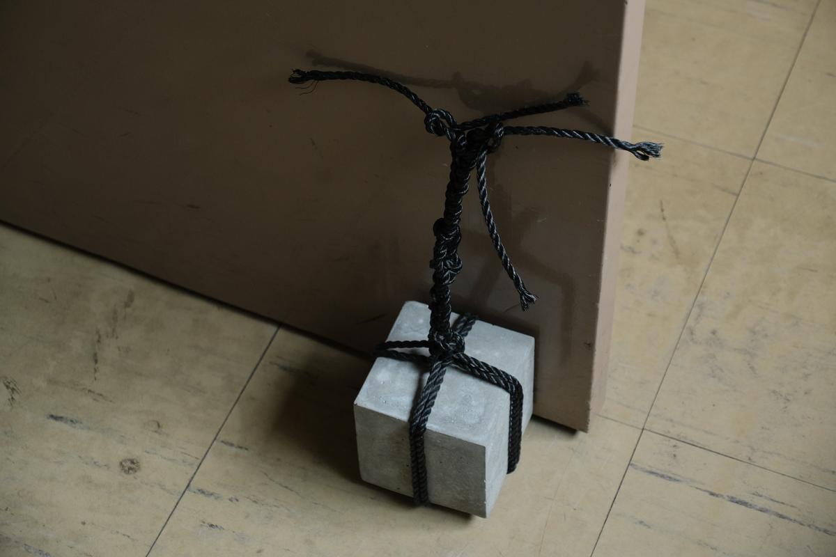 モルタル関守石｜大