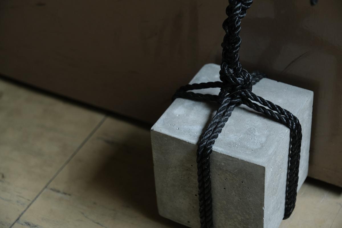 モルタル関守石｜大