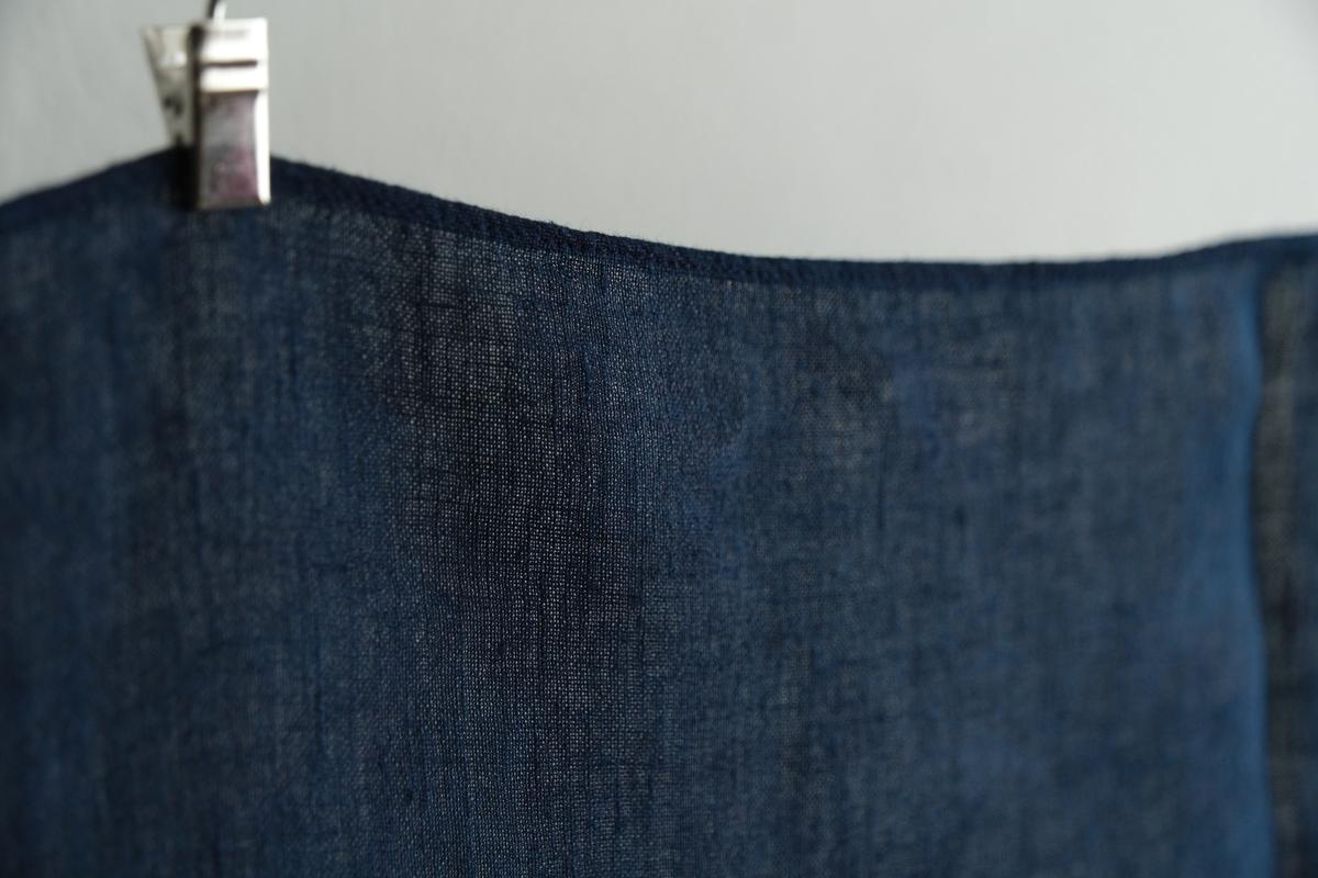 本藍染め麻風呂敷 大（無地） オーガニックリネン・シャトル織機