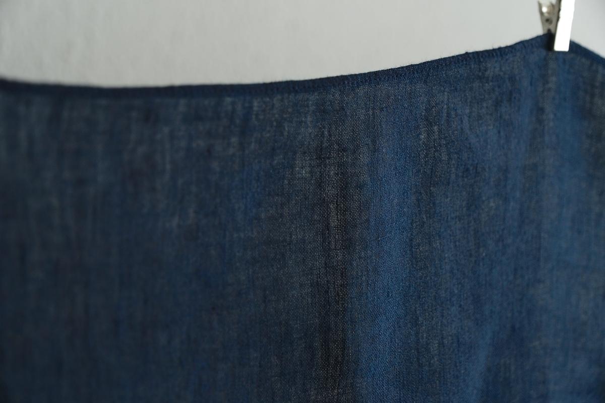 本藍染め麻風呂敷 大（無地） オーガニックリネン・シャトル織機