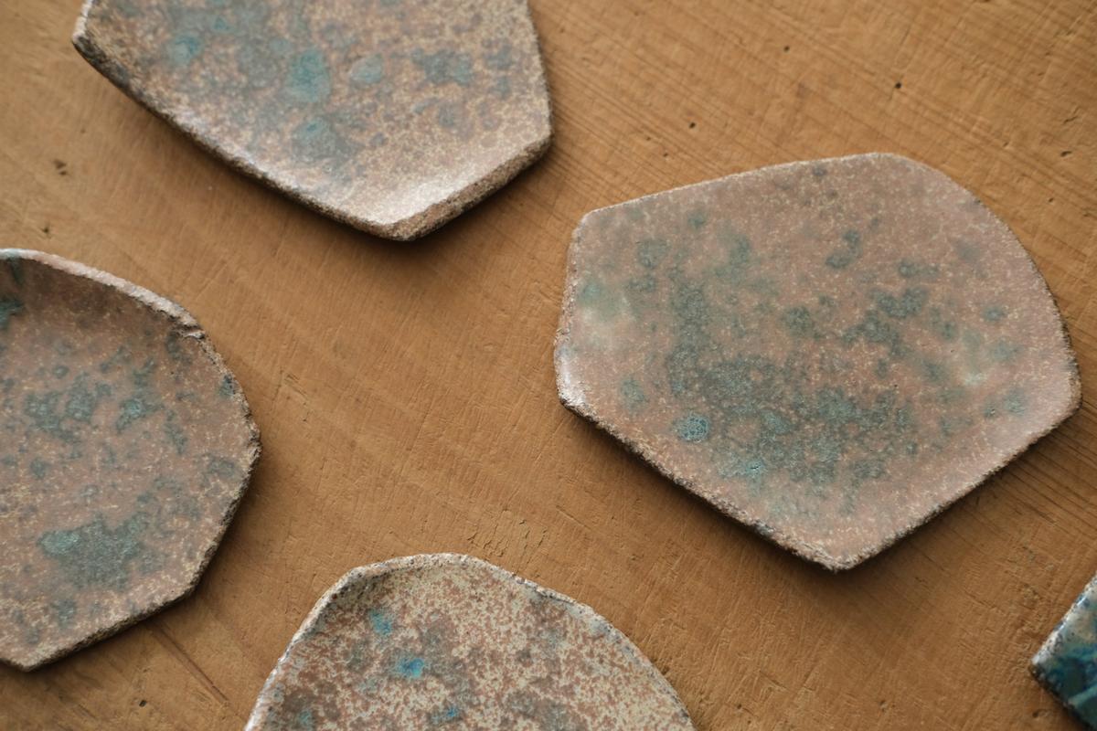 かけら皿 角 茶青