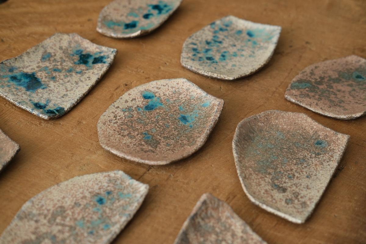 かけら皿 角 茶青