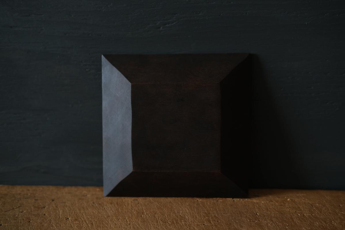 徒爾 角小皿4寸 サクラ・鉄媒染蜜蝋