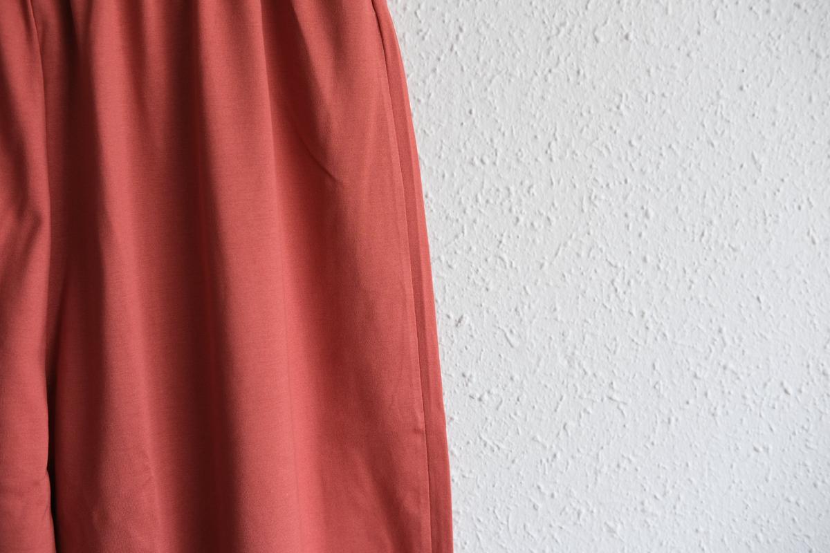 yohaku ドバイパンツ｜ツヤツヤ天竺素材 テラコッタ｜unisex freesize