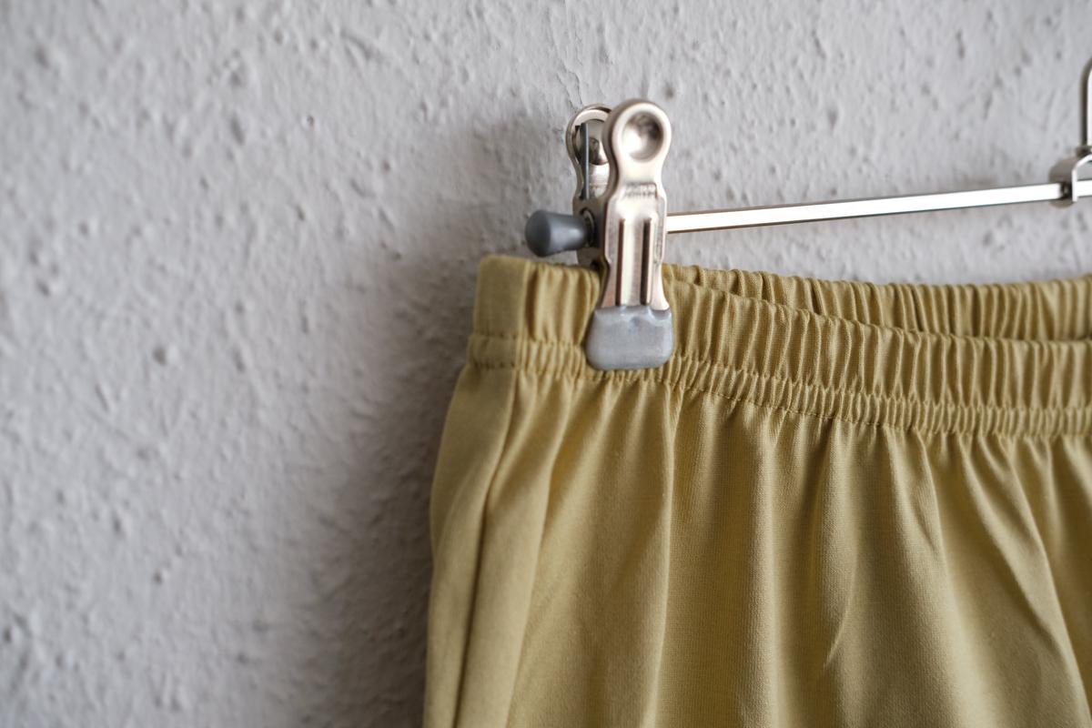 yohaku ドバイパンツ｜ツヤツヤ天竺素材 マスタード｜unisex freesize