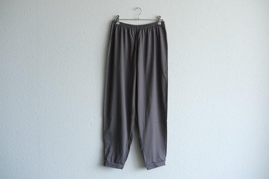 yohaku ドバイパンツ|ツヤツヤ天竺素材 ダークグレー|unisex freesize