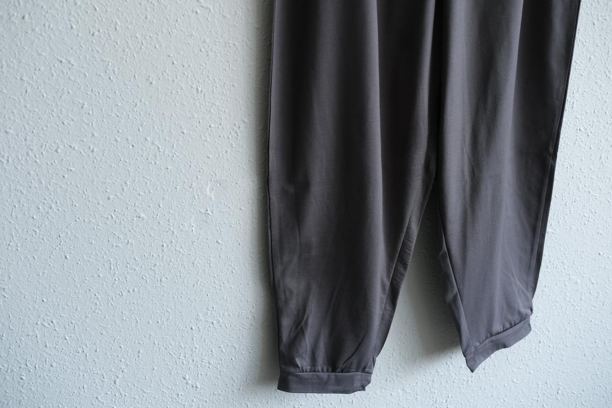 yohaku ドバイパンツ｜ツヤツヤ天竺素材 ダークグレー｜unisex freesize