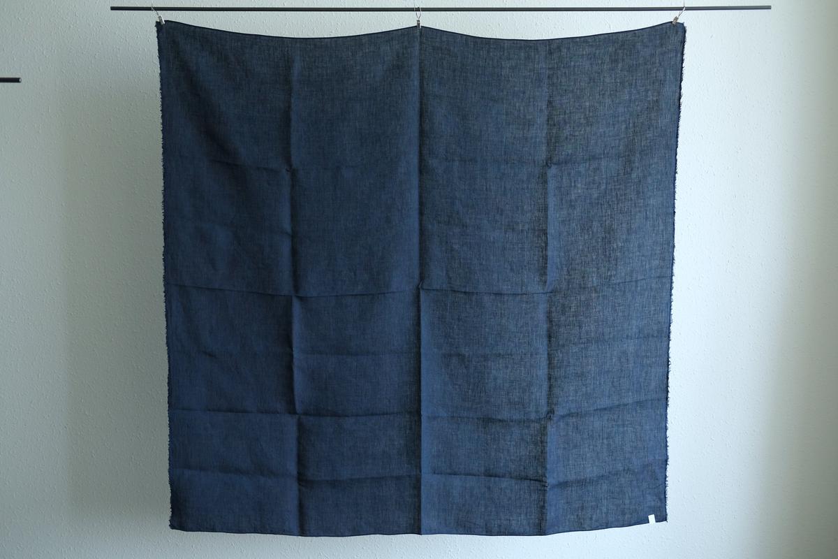 本藍染め麻風呂敷 大（無地） リネン・レピア織機