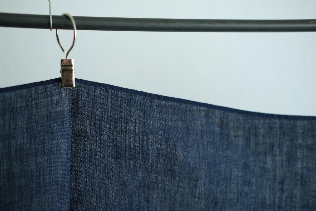 本藍染め麻風呂敷 大（無地） リネン・レピア織機