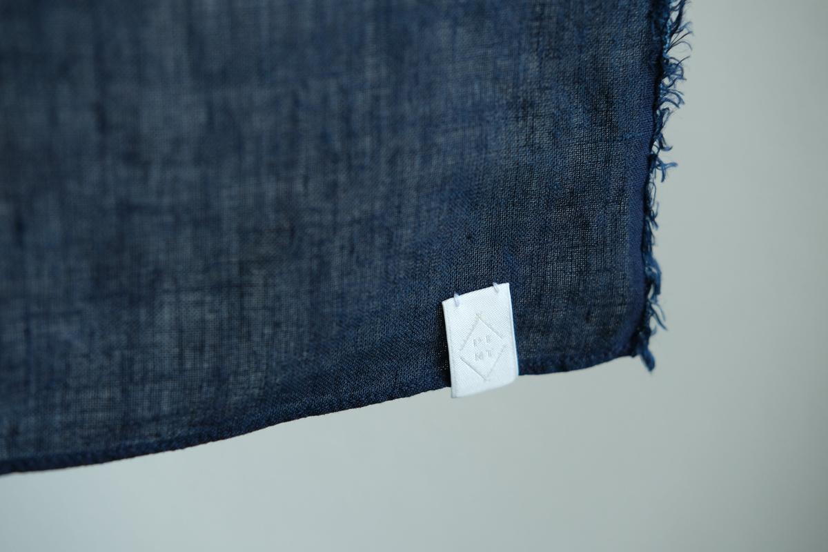 本藍染め麻風呂敷 大（無地） リネン・レピア織機