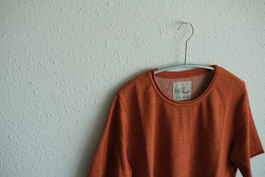リネンキュプラ半袖プルオーバー｜レディース｜ヒイロオレンジ
