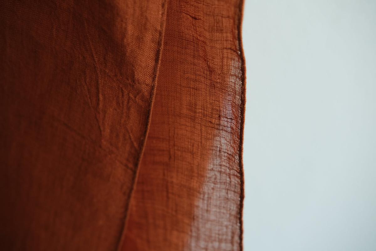 enrica 草木染めリネンストール｜teracotta