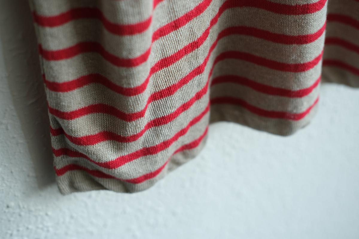 リネンニットボーダー半袖プルオーバー｜メンズ｜生成×レッド