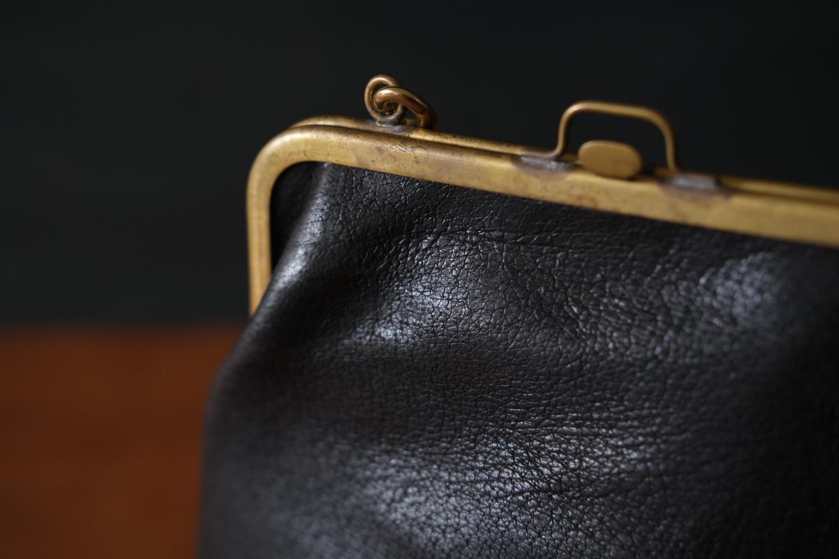 frame porch SHO-61 ＜豚革 黒＞ マスタードストライプ裏地