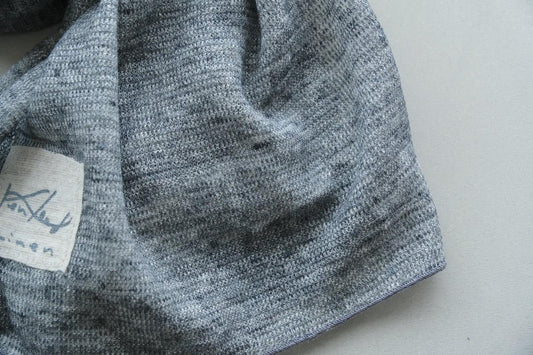リネンニットストール｜ダークグレー×ホワイト