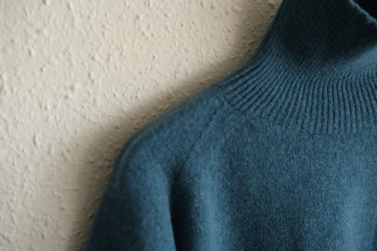 MITTAN / ウルグアイウールタートルセーター 浅葱 KN-34 / unisex