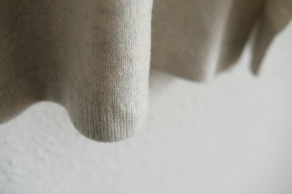 MITTAN / ウルグアイウールタートルセーター 薄灰 KN-34 / unisex