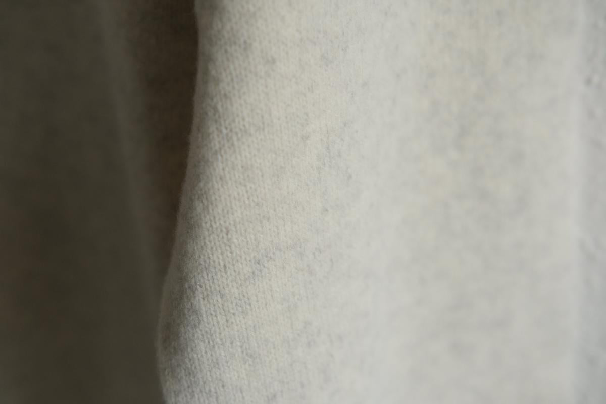 MITTAN / ウルグアイウールタートルセーター 薄灰 KN-34 / unisex