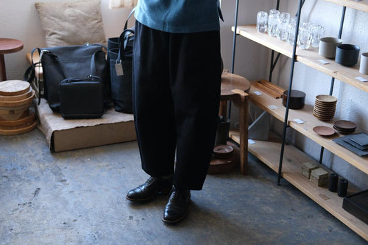 MITTAN / NMウールOCツイルパンツ 白黒 PT-125 / unisex