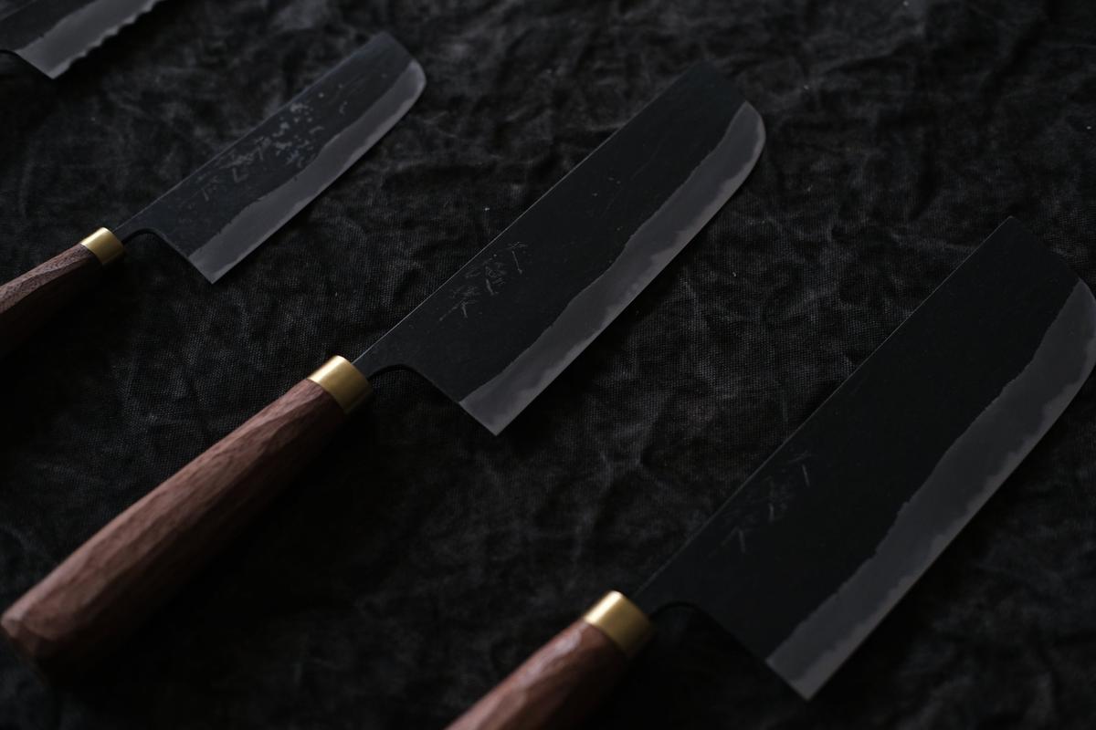 黒打ち菜切 180mm 赤畠大徳