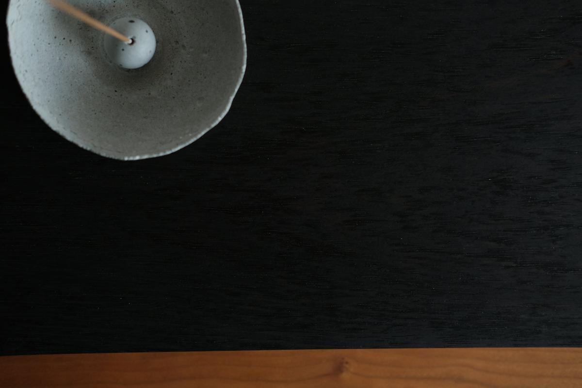 無垢材の切出し脚付き台 ウェンジ オイル仕上げ ＜5＞