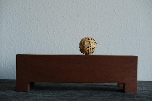 無垢材の切出し脚付き台 アサメラ オイル仕上げ <1>