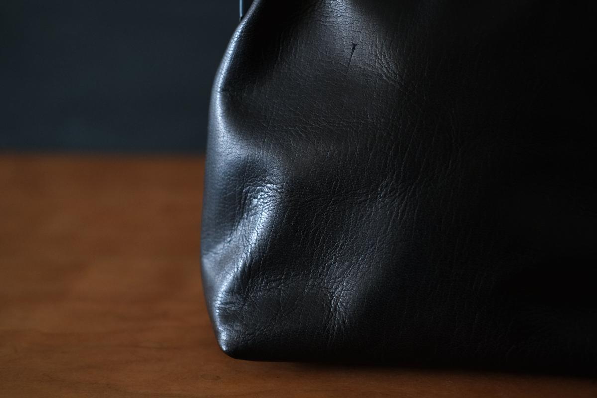 frame porch ＜エゾ鹿革黒染・Lマチあり＞ レザーショルダーポーチ SHO-61D