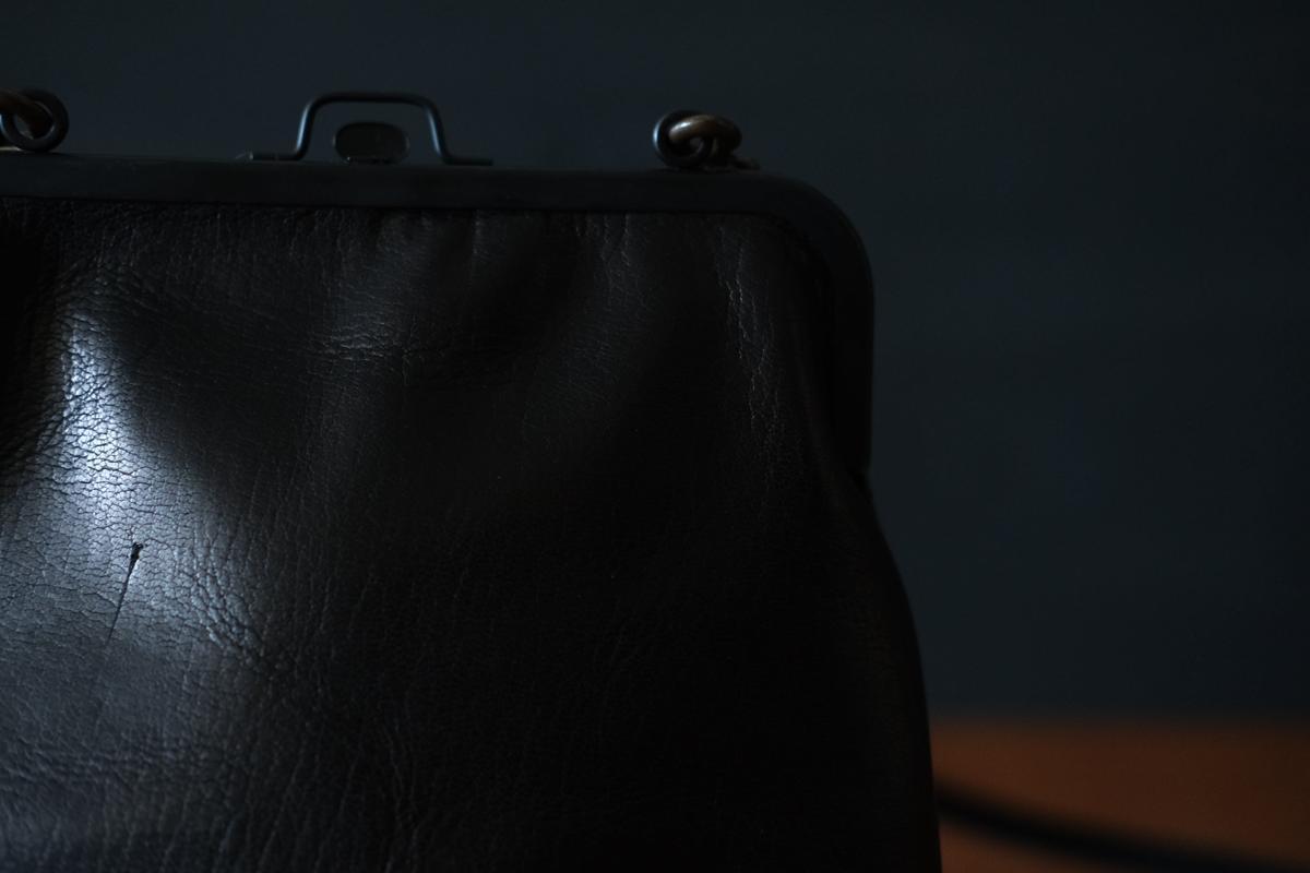 frame porch ＜エゾ鹿革黒染・Lマチあり＞ レザーショルダーポーチ SHO-61D