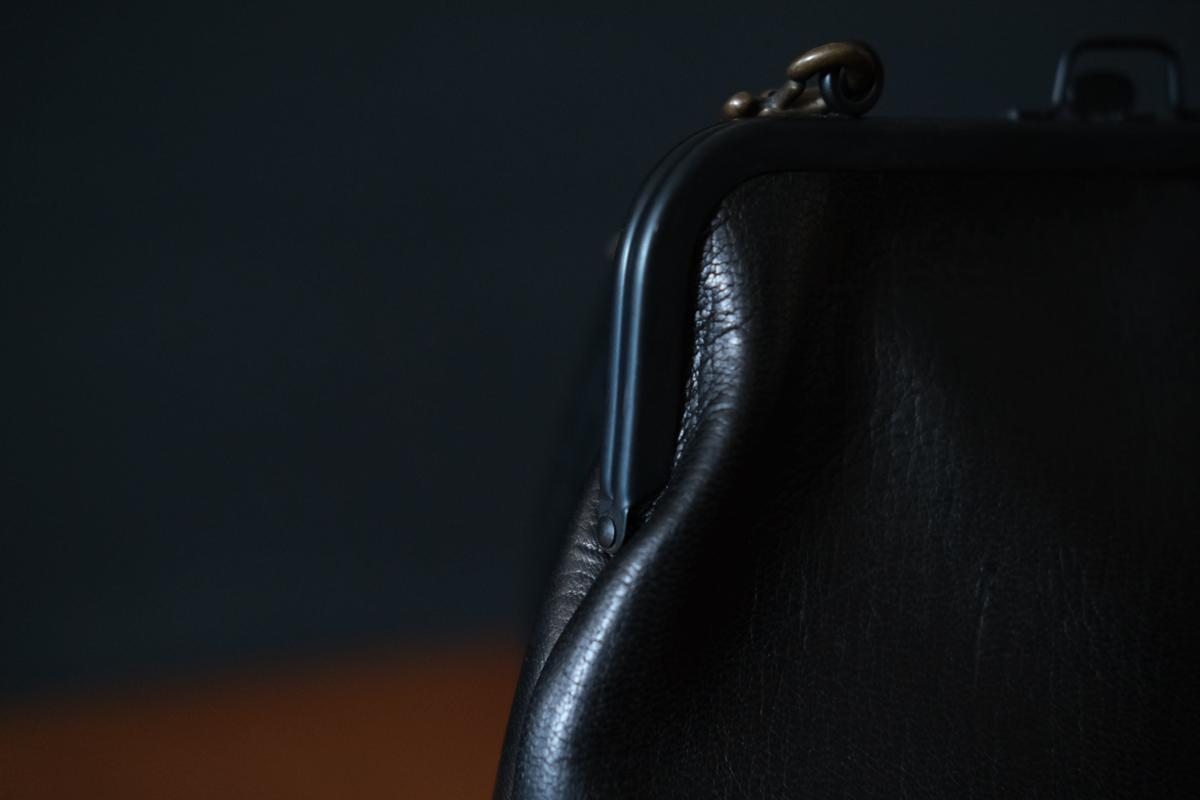 frame porch ＜エゾ鹿革黒染・Lマチあり＞ レザーショルダーポーチ SHO-61D