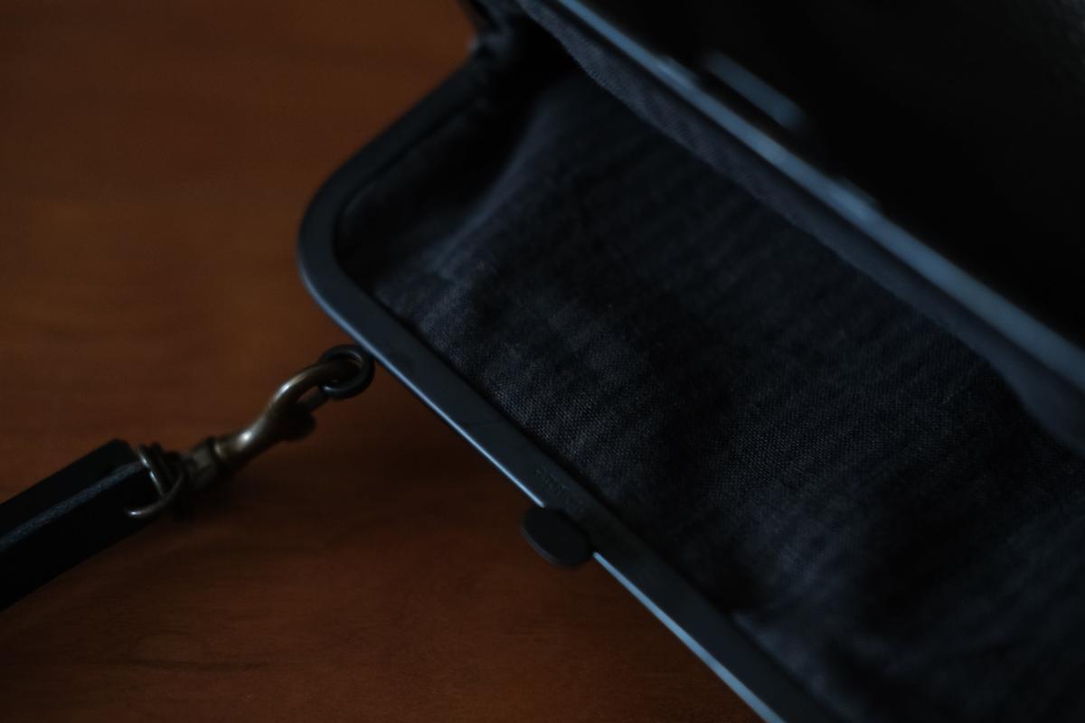 frame porch ＜エゾ鹿革黒染・Lマチあり＞ レザーショルダーポーチ SHO-61D