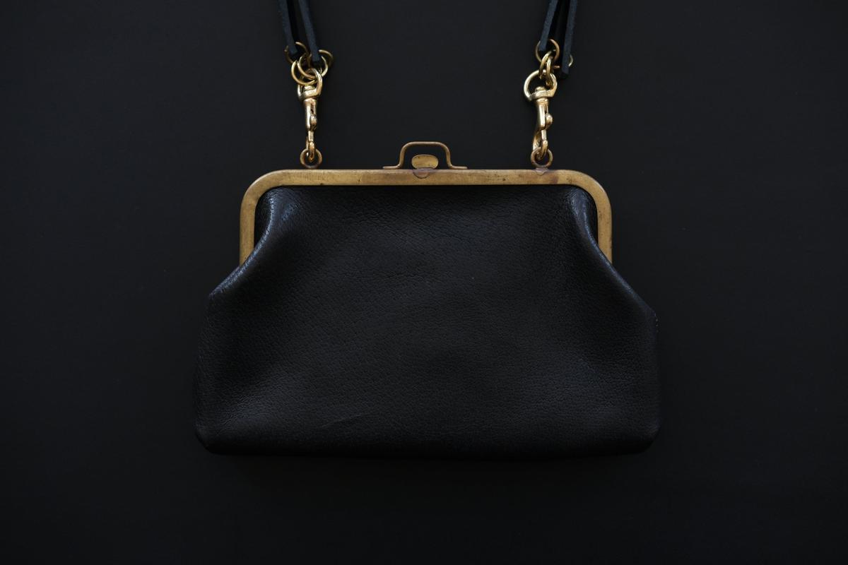 レザーショルダーポーチ ＜豚革 black＞ ｜TABACO-02