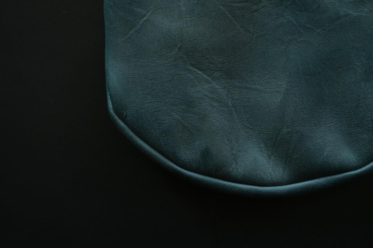 レザーショルダーポーチ frame porch SHC-R707 ＜鹿革 green＞