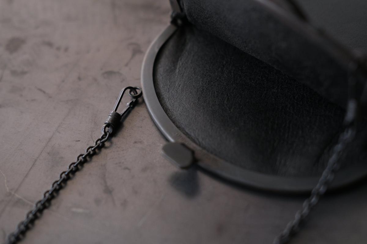 レザーショルダー 丸ポシェット SHC-302 ＜鹿革 black＞