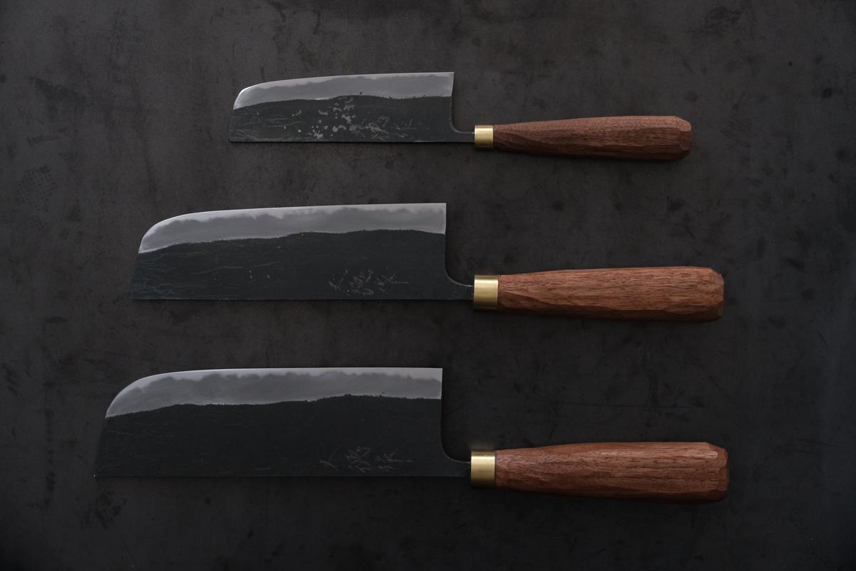 黒打ち菜切 180mm 赤畠大徳