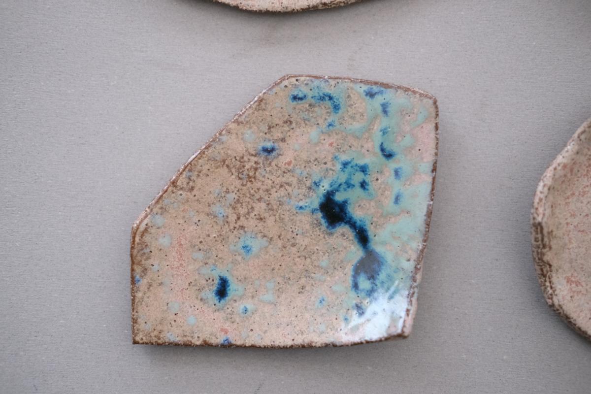 かけら皿　角　薄茶青