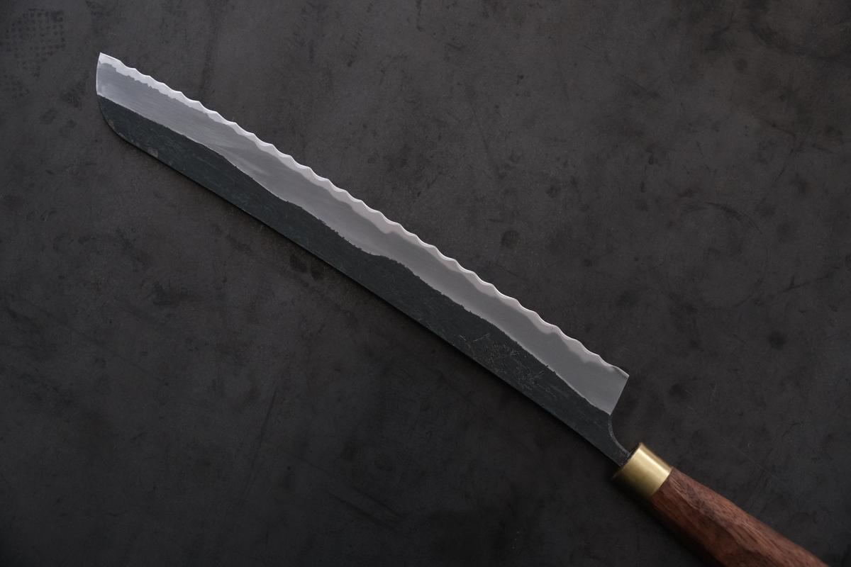 黒打ちパン切り包丁210mm 赤畠大徳