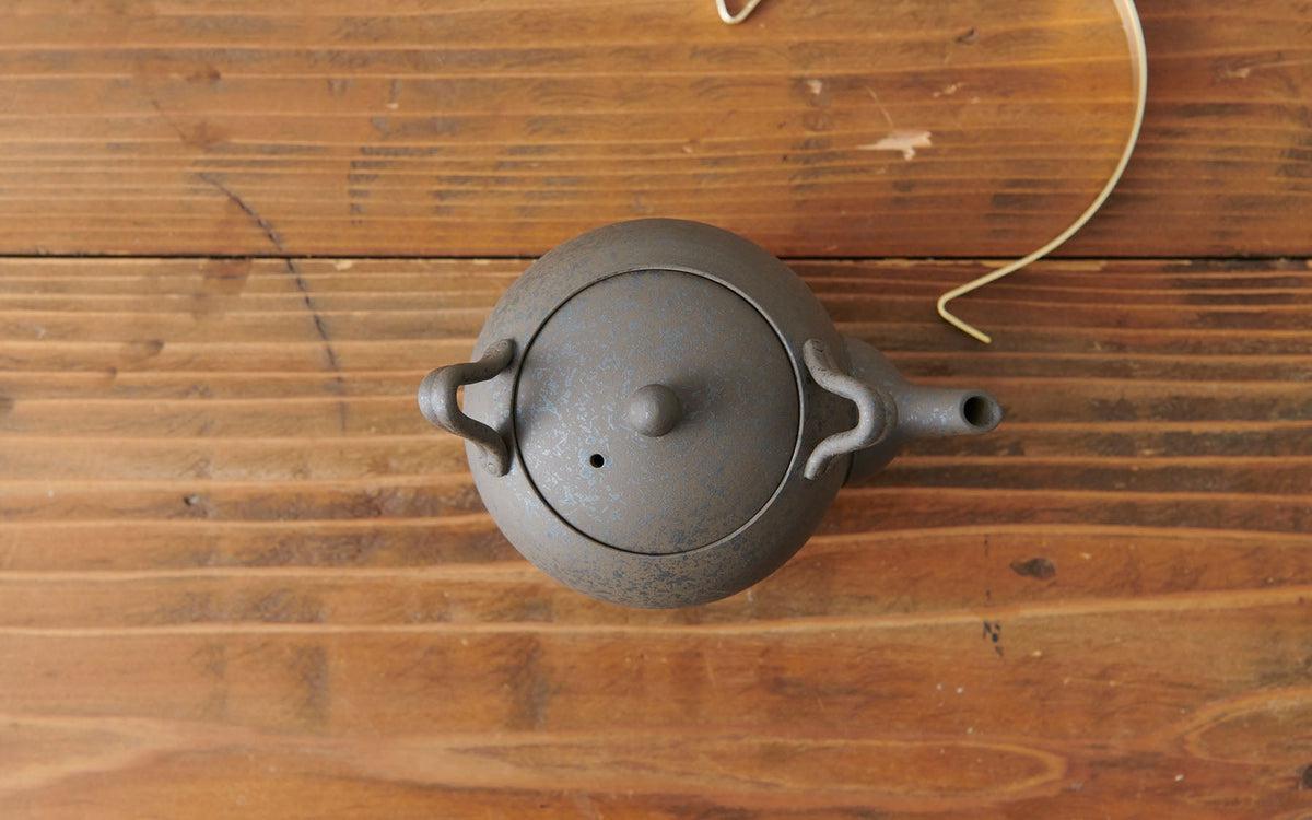 真鍮の弦つき急須 焼締め