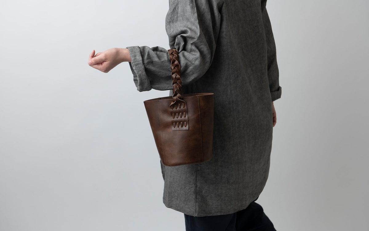 MITTAN / 駱駝革ミニバッグ 濃茶