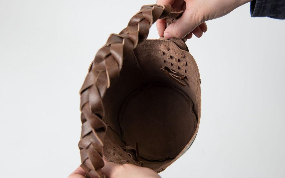 MITTAN / 駱駝革ミニバッグ 濃茶