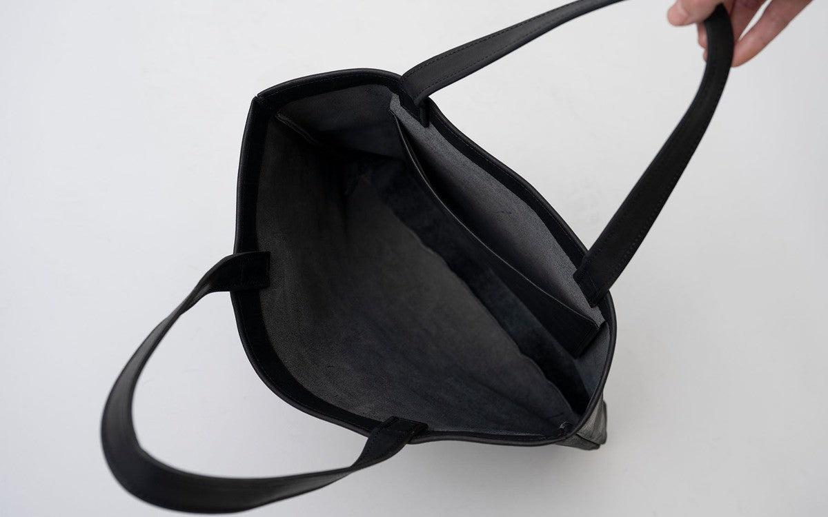 レザートートバッグ black ＜M＞
