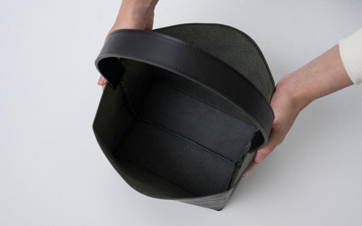 レザーキューブバッグ