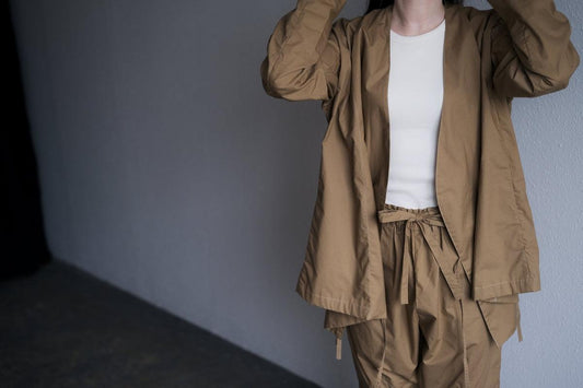 きるもの|JKT弐|タイプライター|ベージュ|unisex freesize