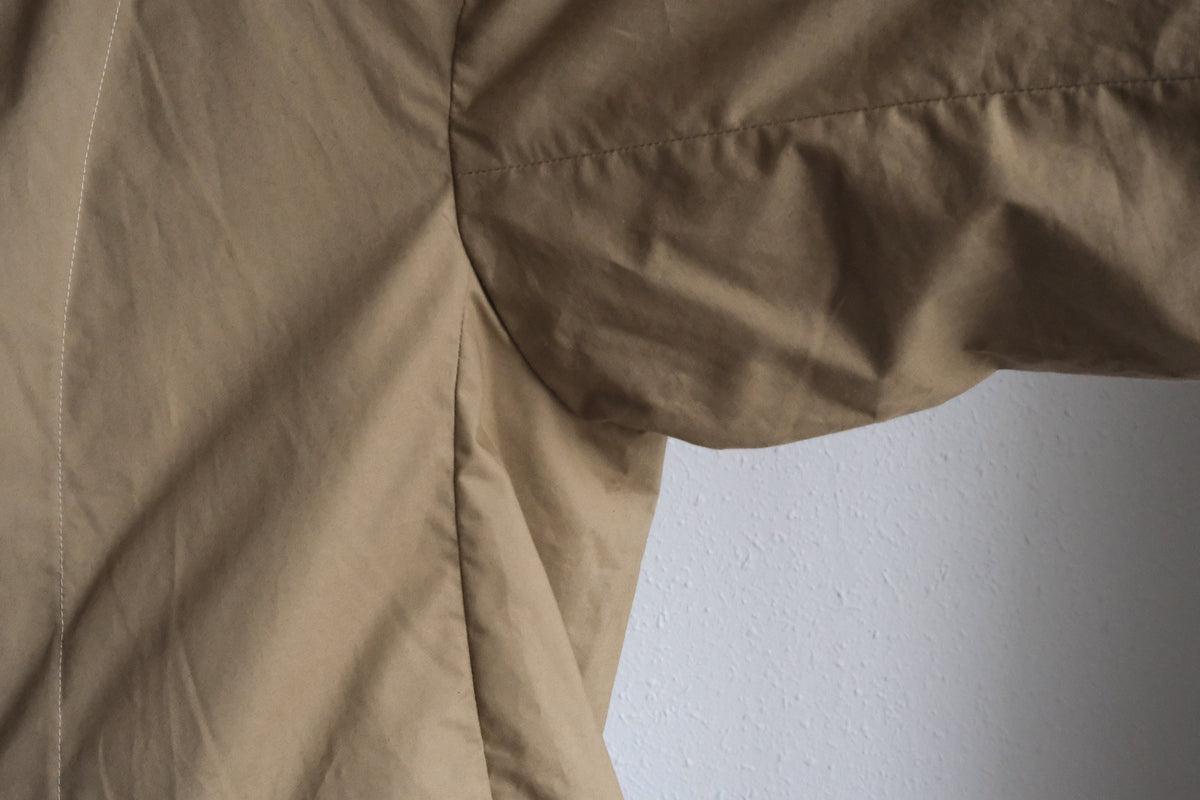 きるもの｜JKT弐｜タイプライター｜ベージュ｜unisex freesize