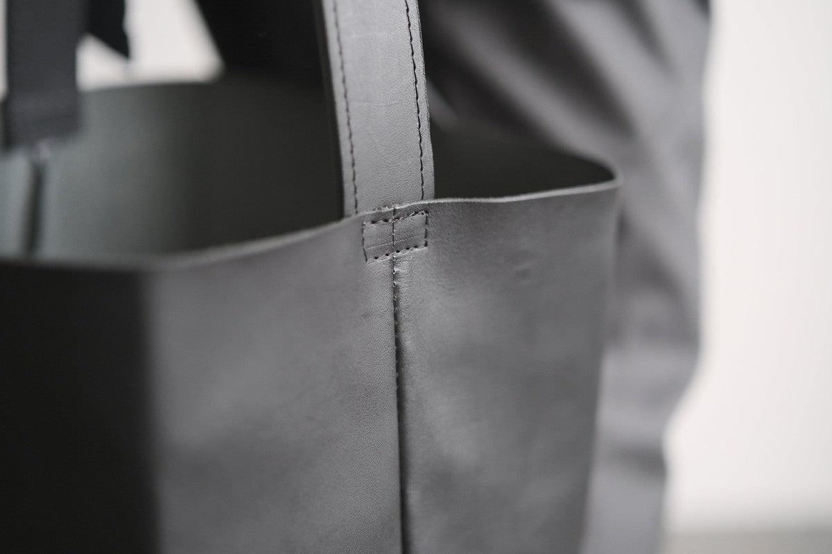 レザーキューブバッグ