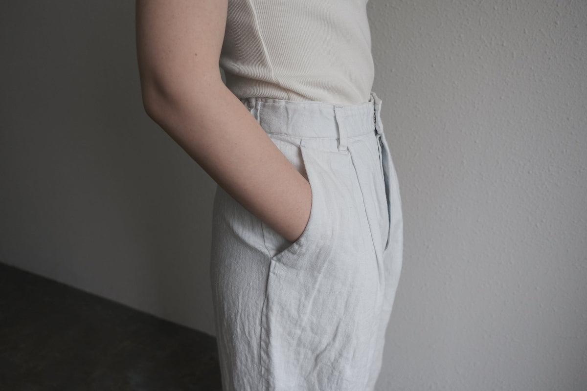 enrica 草木染めリネンデニムパンツ gardenia-blue