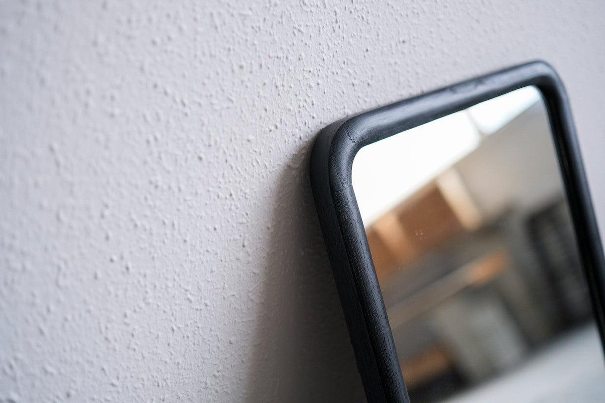 四角鏡 黒 368×490mm｜三浦治