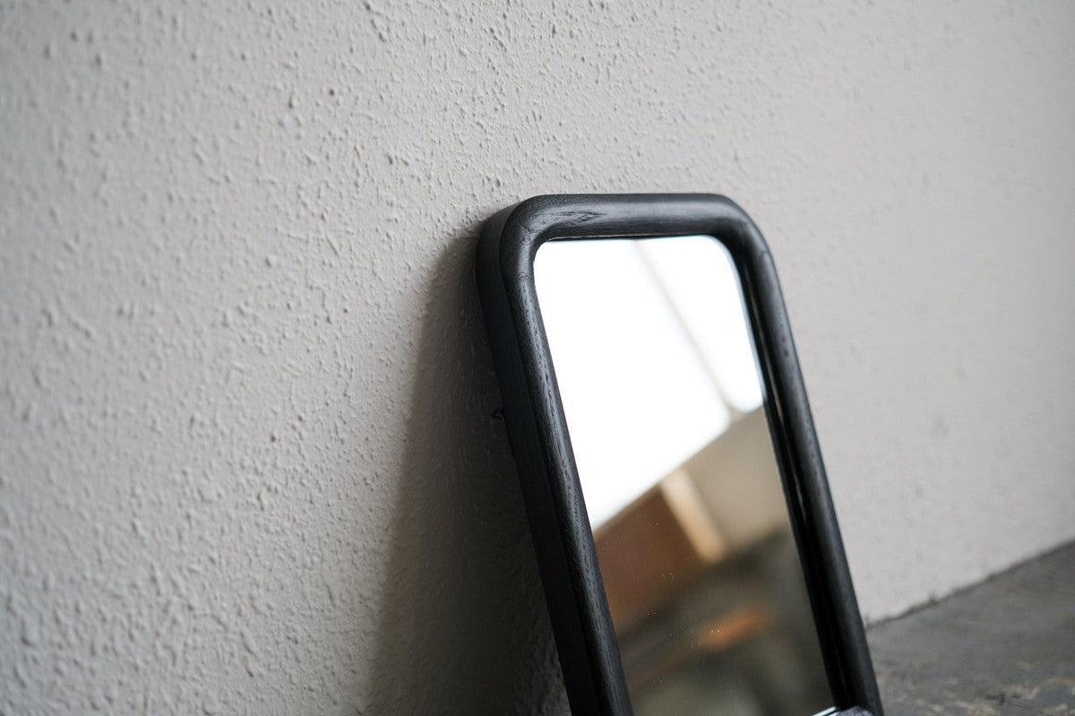 四角鏡 黒 250×348mm｜三浦治